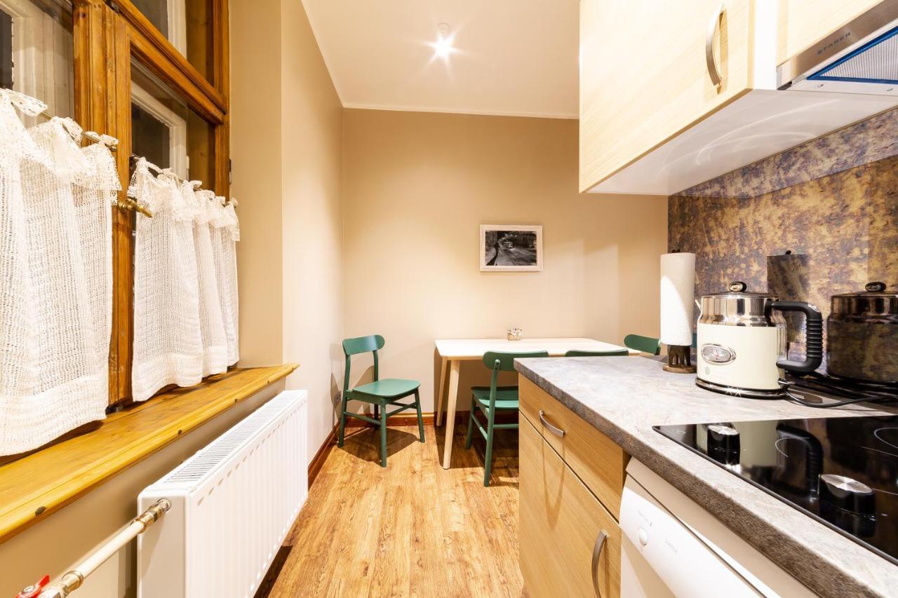 Gourmet Storie'S Ap 68Sqm Renovated Free Parking Appartement Riga Buitenkant foto