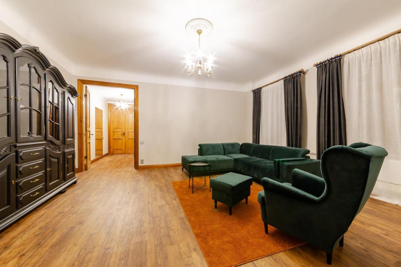 Gourmet Storie'S Ap 68Sqm Renovated Free Parking Appartement Riga Buitenkant foto
